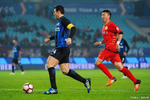 拉亚：整个赛事西班牙都是表现更出色的球队，我们就像一个大家庭